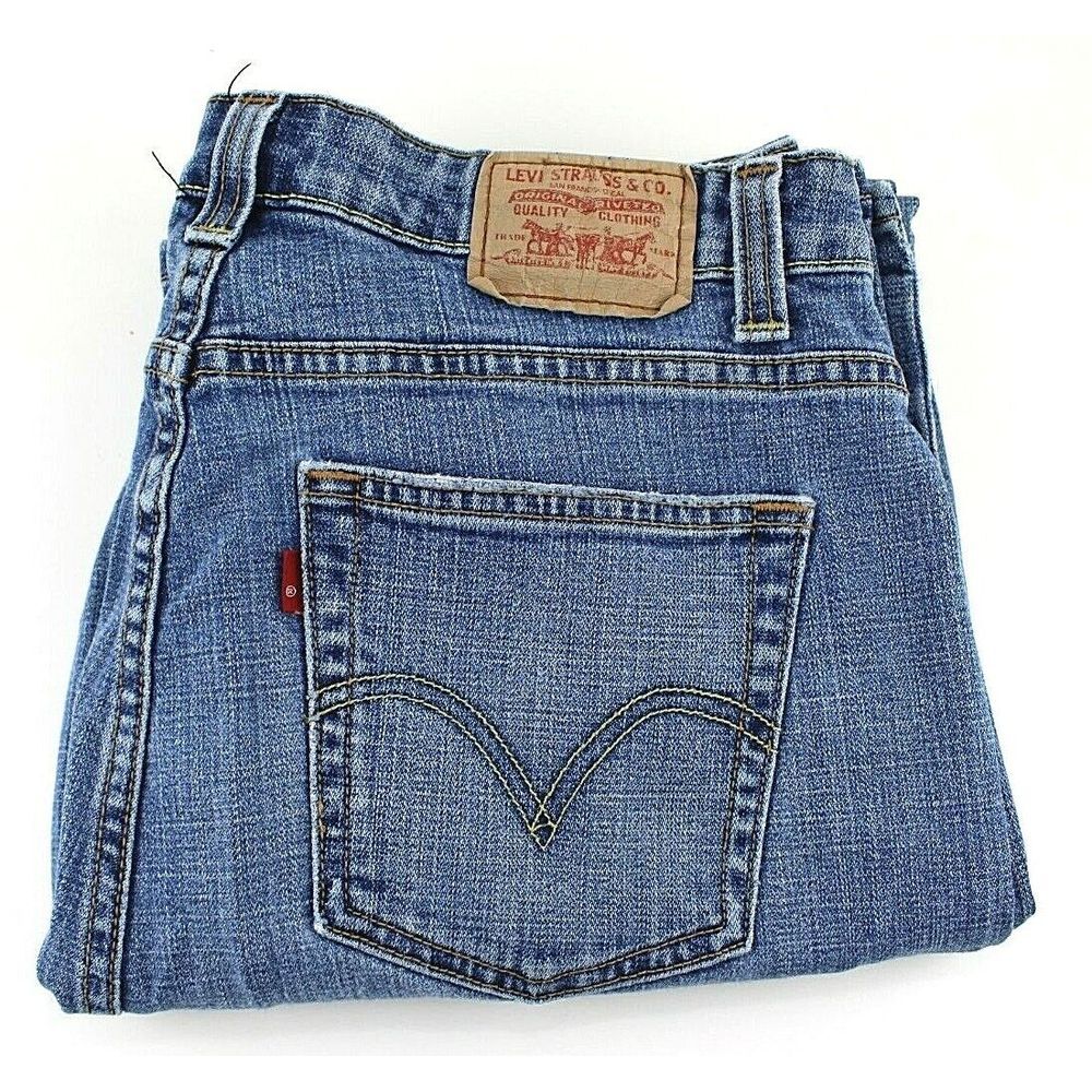 Levi's 515 Bootcut Women's Size 16M 34x29 Medium Wash Denim Stretch Blue Jeans - Picture 2 of 3